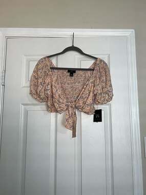 IN San Francisco Floral Puff Sleeve Tie-Front Smocked Crop Top